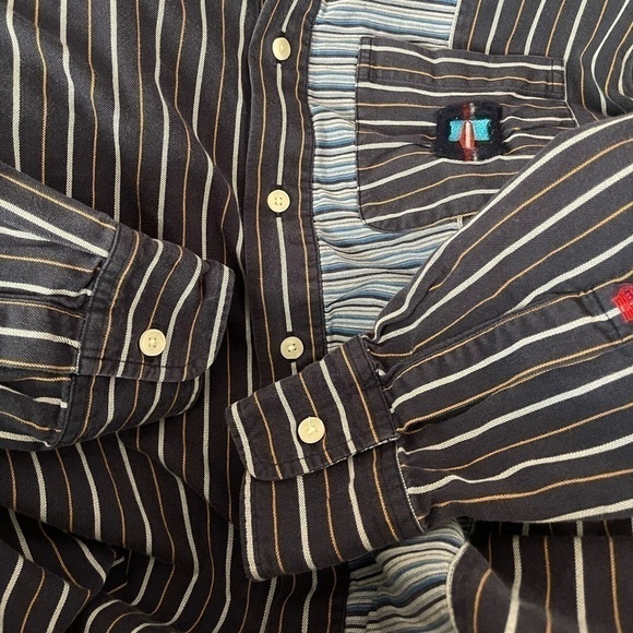 ROBERT GRAHAM LS Button down Logo, Casual or Dress Shirt, size Medium, Crest - Picture 5 of 7